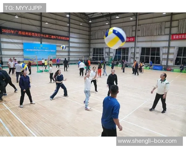 广州排球队的默契配合与战术探讨聚焦排球的团队精神与协作技巧 广州排球队的默契配合与战术探讨聚焦排球的团队精神与协作技巧